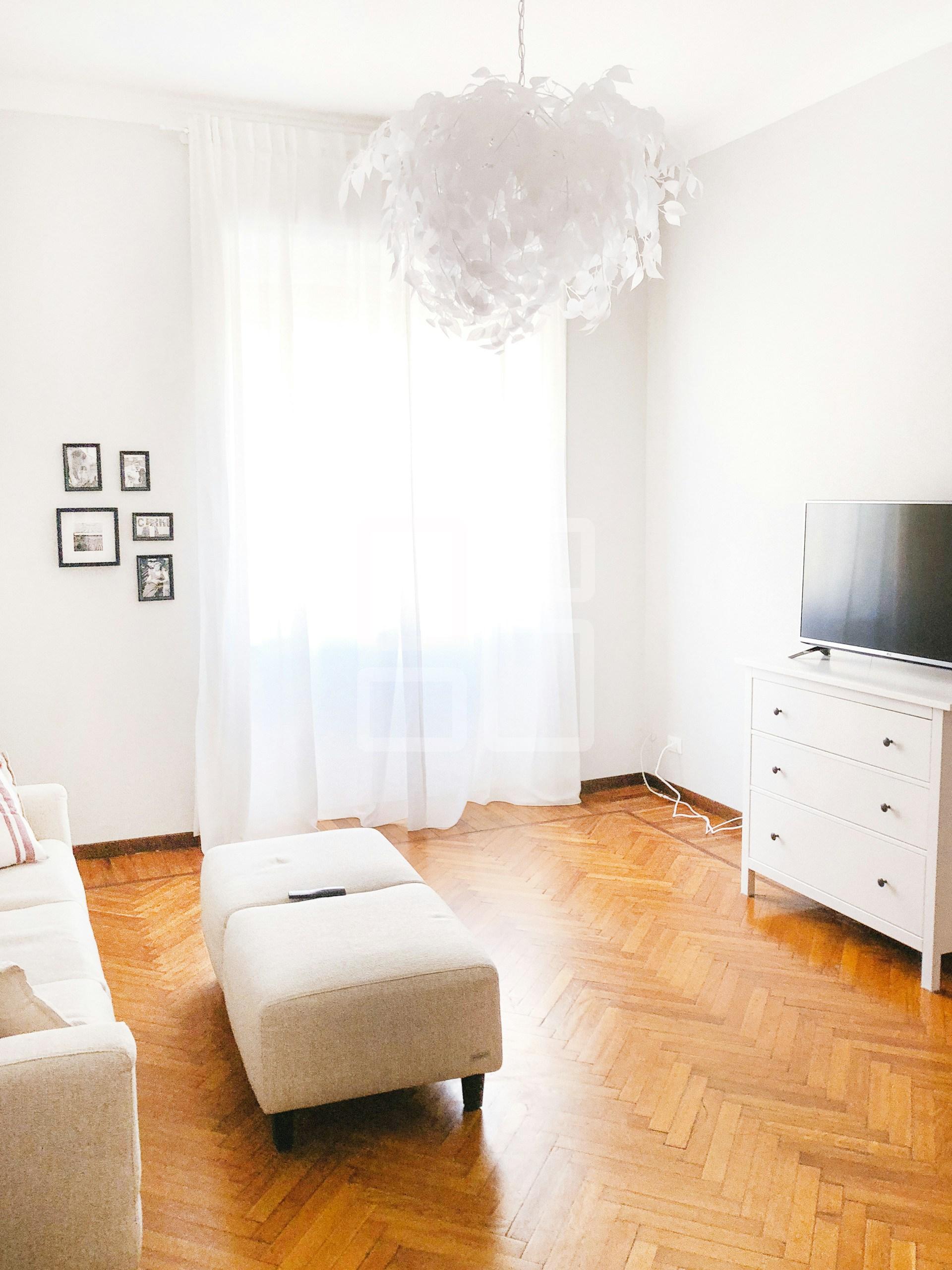 Image example home